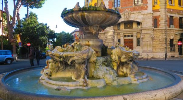 Piazza Mincio Fontana delle Tartarughe 4