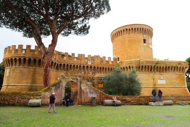 Borgo di Ostia Antica Roma 