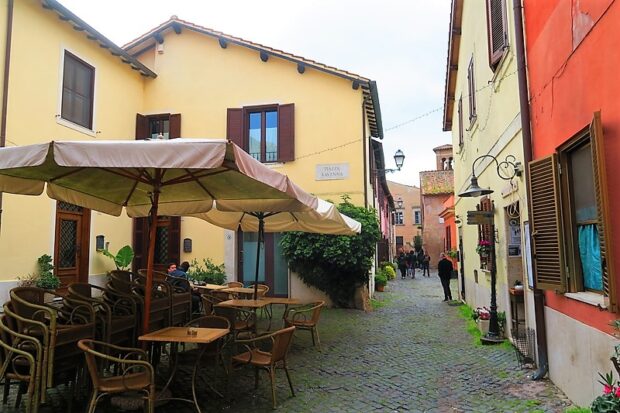 Borgo di Ostia Antica Roma 