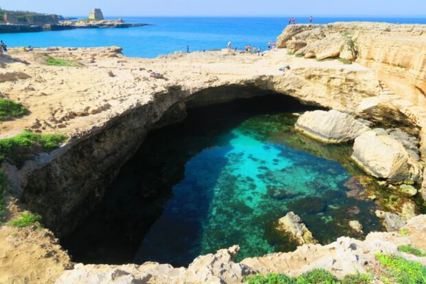 grotta della poesia salento