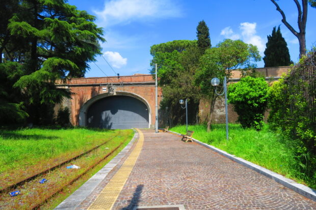 passeggiata del gelsomino roma