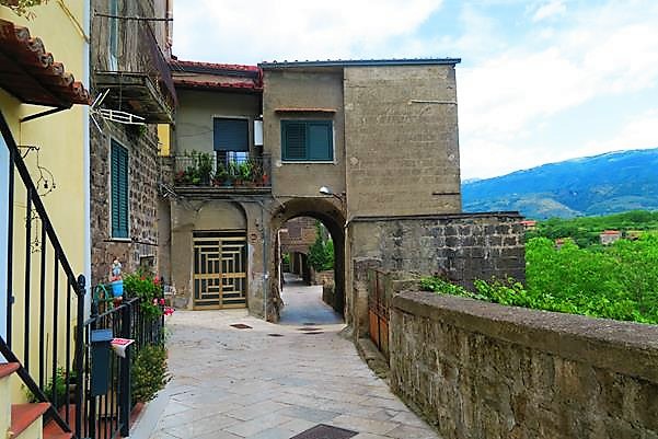 Visitare Sant'Agata de Goti