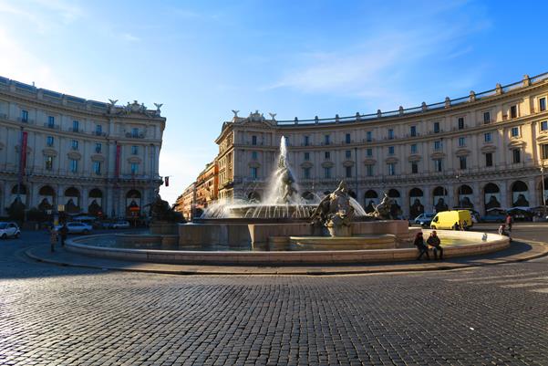 Piazza della Repubblica Fontana delle Naiadi Roma