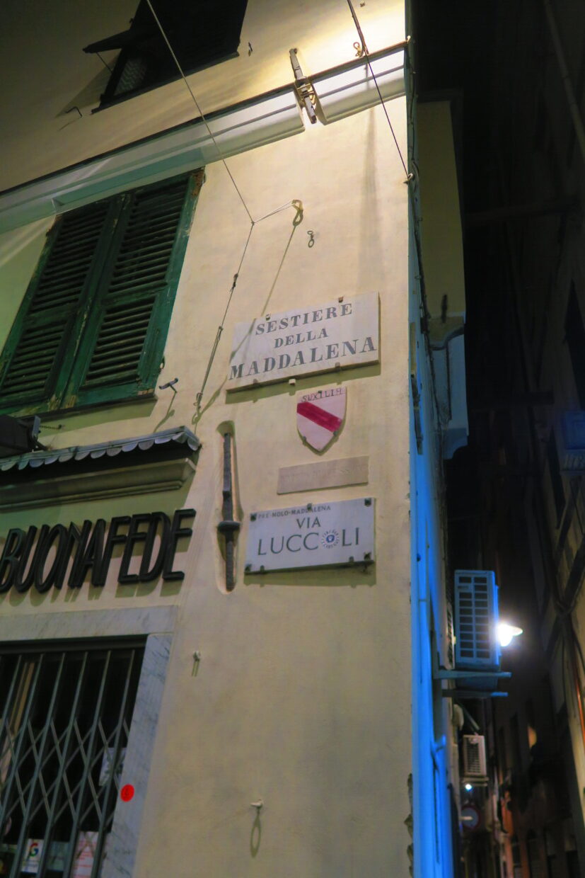 carruggi genovesi