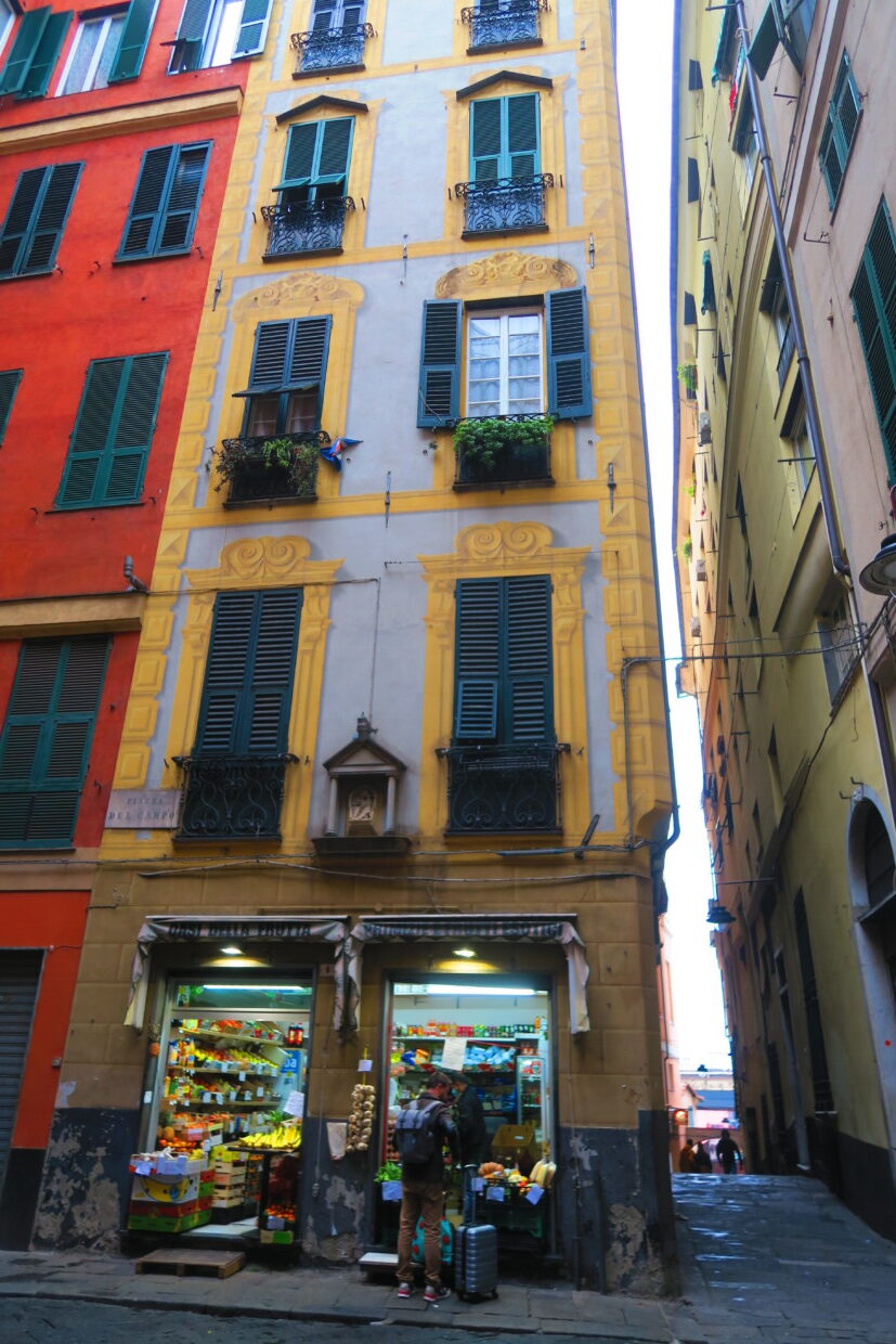 carruggi genovesi