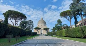 Basilica dei Santi Pietro e Paolo Roma Eur