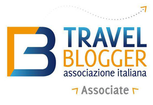logo associazione italiana travel blogger