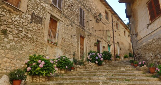 Visitare Norma