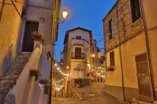 Visitare Norma