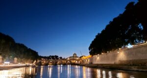 Tour del Tevere in Battello Roma