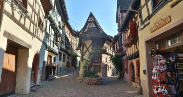 Passeggiata ad Eguisheim Alsazia Francia